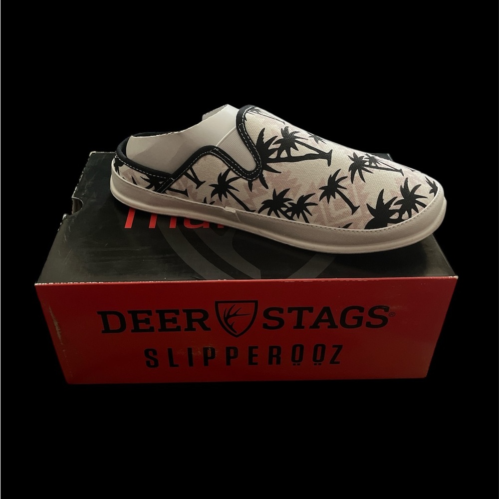 Deer Stags Mens Slip-On Slippers - Black and White Palm Design